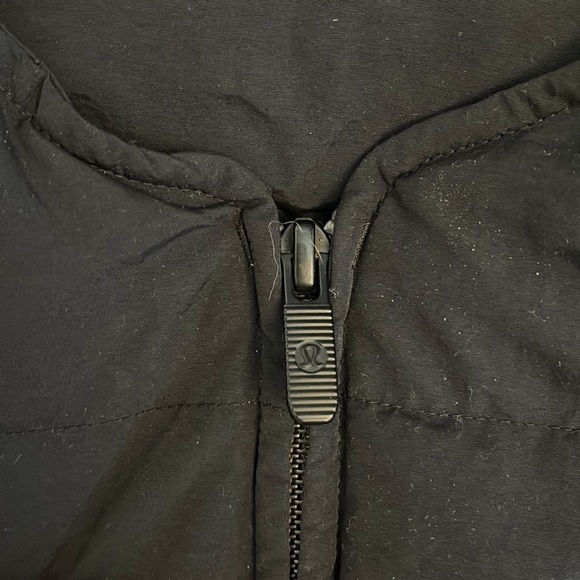 π LULULEMON just enough puff jacket - Picture 8 of 16